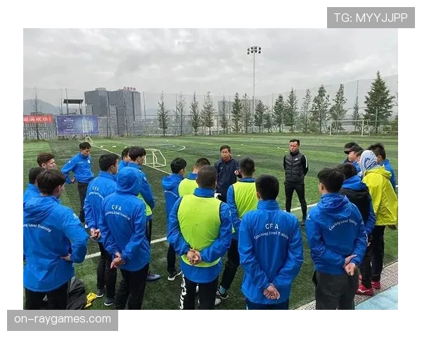 法国足协技术委员会更新教练员手册,增加高位压迫训练模块 法国足协技术委员会更新教练员手册,增加高位压迫训练模块